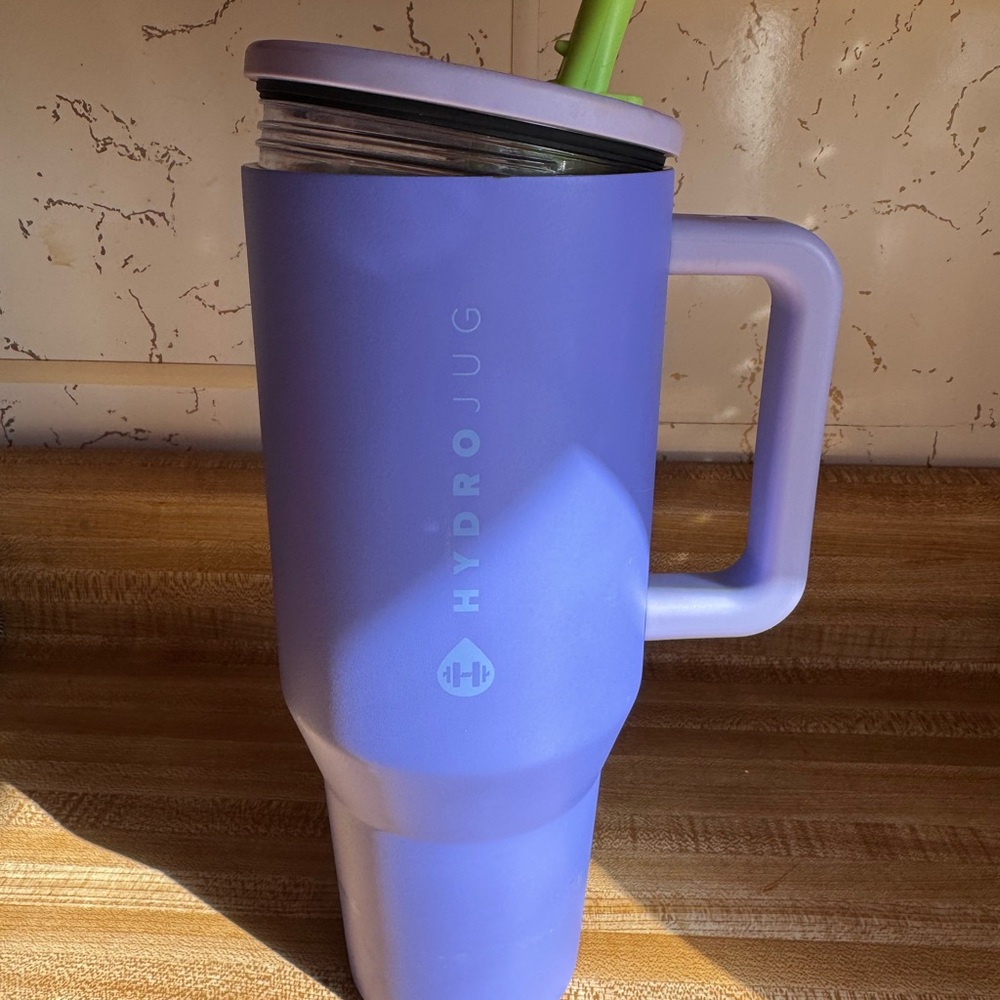 HydroJug Tumbler with Handle